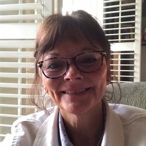 Meet your Posher, Mitzi
